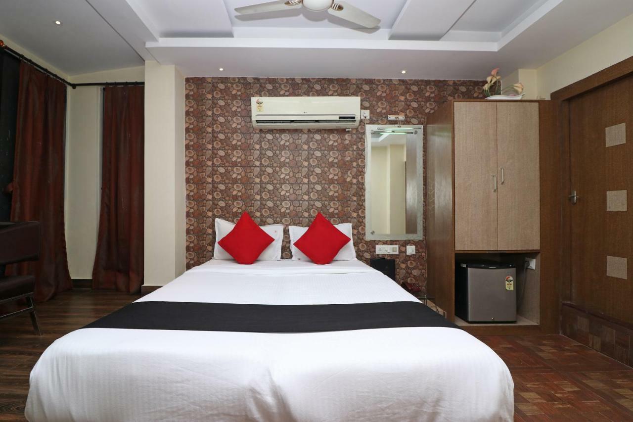 โฮเต็ล เฮฟเว่น Hotel โกลกาตา ภายนอก รูปภาพ